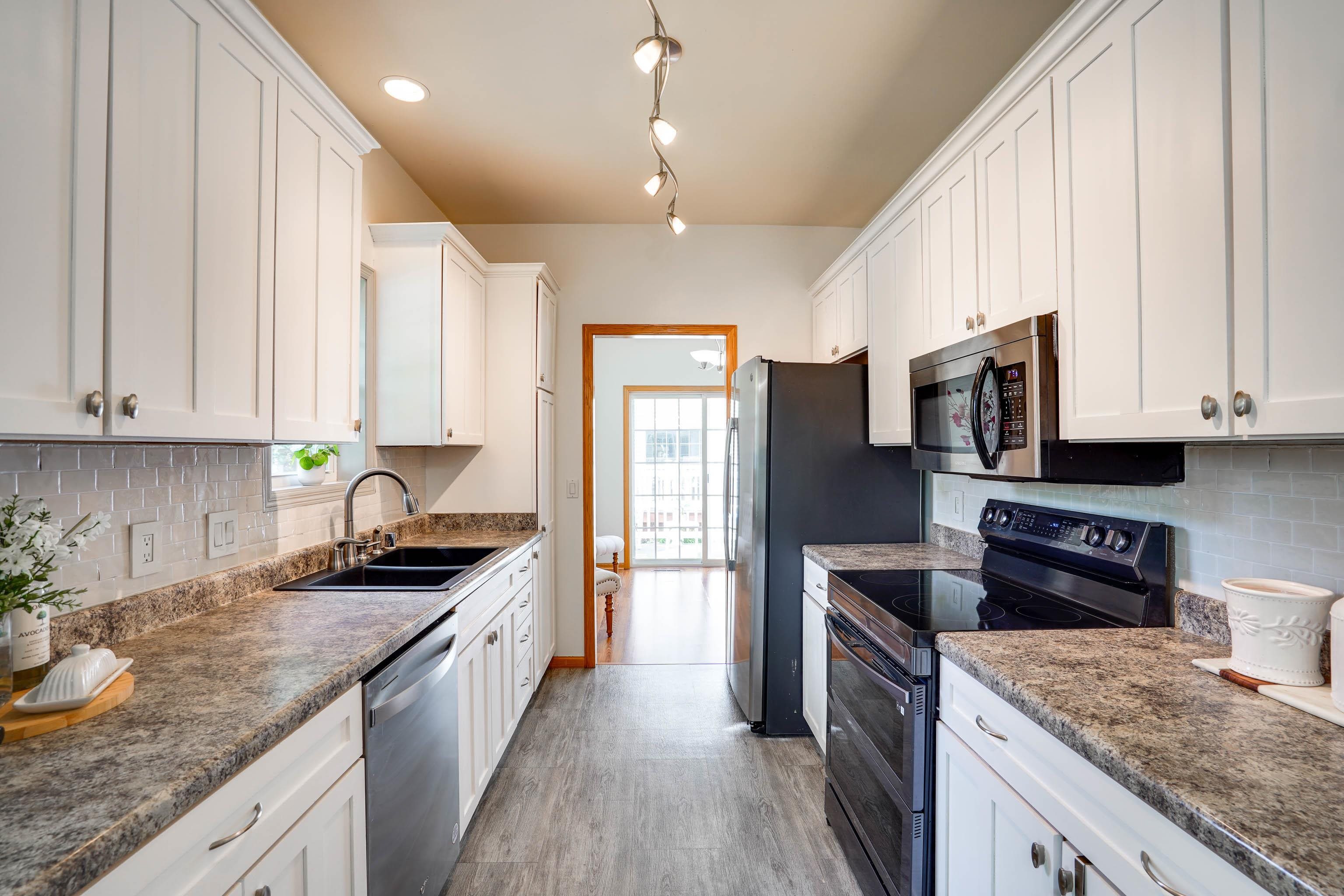 3833 Maple Grove Drive Madison, WI 53719 - Photo 16 of 51