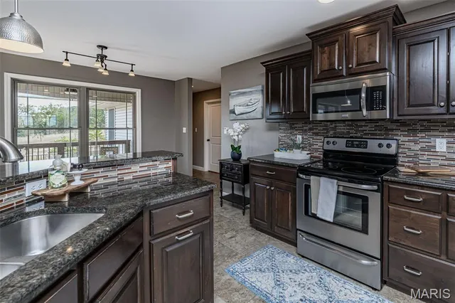 $495,000 | 3510 Christian Ridge, Jefferson City, MO 65101