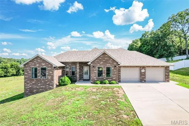 $495,000 | 3510 Christian Ridge, Jefferson City, MO 65101