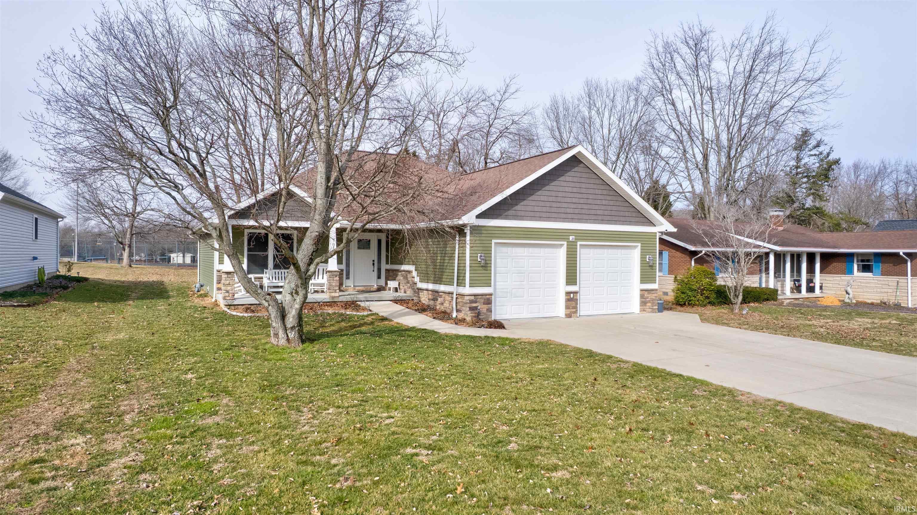 781 South Sled Run Santa Claus, IN 47579 - Photo 2 of 35