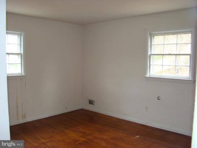 4709 Mangum Road College Park, MD 20740 - Photo 3 of 7 Bedroom #1