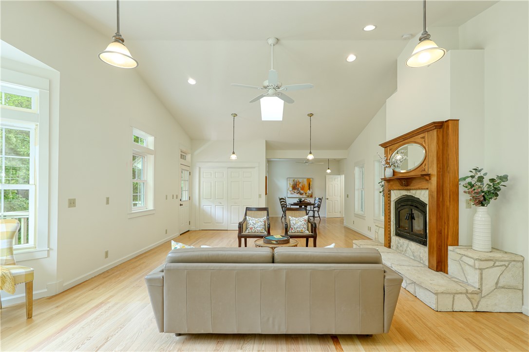 7515 Santa Rosa Creek Road Cambria, CA 93428 - Photo 15 of 43