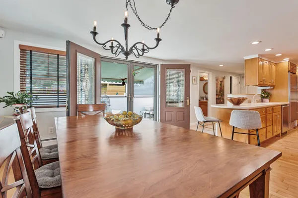 $1,100,000 | 7 Redman Street, Hampton, NH 03842