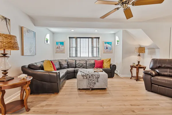 $1,100,000 | 7 Redman Street, Hampton, NH 03842