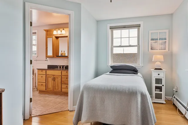 $1,200,000 | 7 Redman Street, Hampton, NH 03842