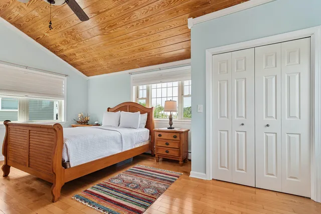 $1,200,000 | 7 Redman Street, Hampton, NH 03842