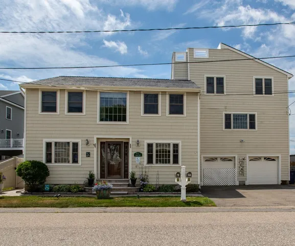 $1,200,000 | 7 Redman Street, Hampton, NH 03842