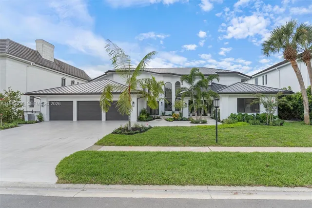 $2,999,900 | 7190 Valencia Drive, Boca Raton, FL 33433