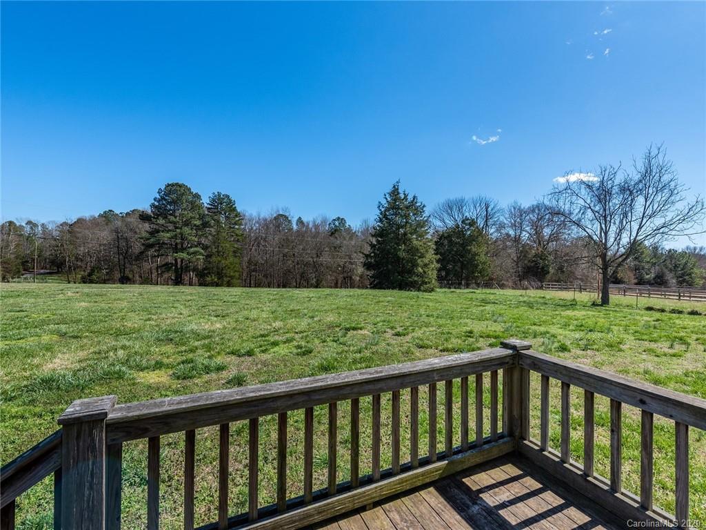 771 Glenn Road Clover, SC 29710 - Photo 3 of 32