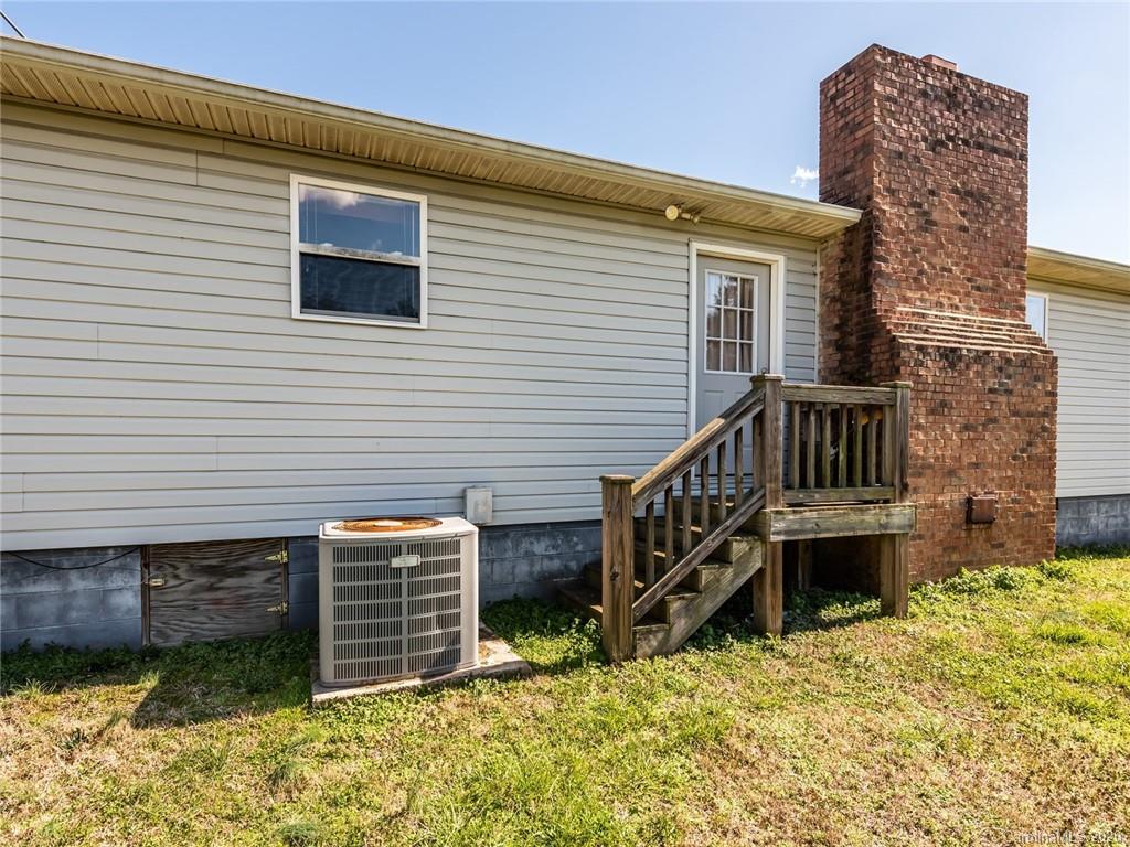 771 Glenn Road Clover, SC 29710 - Photo 27 of 32