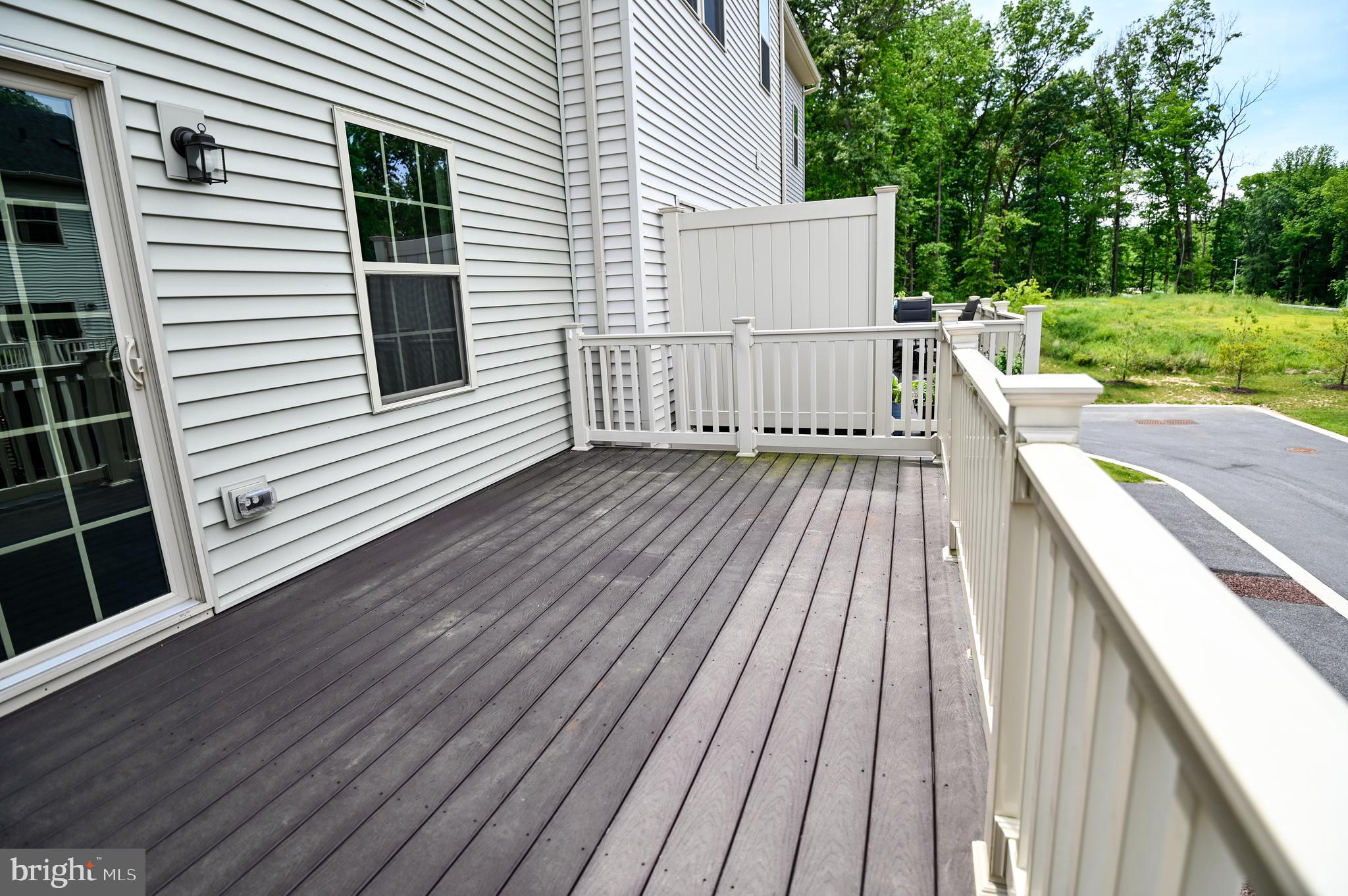 10004 Sandy Run Road Baltimore, MD 21220 - Photo 15 of 23 Deck