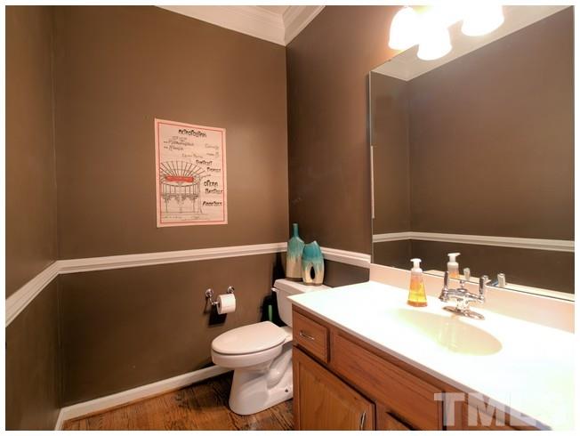 9812 Rockledge Drive Raleigh, NC 27617 - Photo 13 of 25 Gallery Image 13