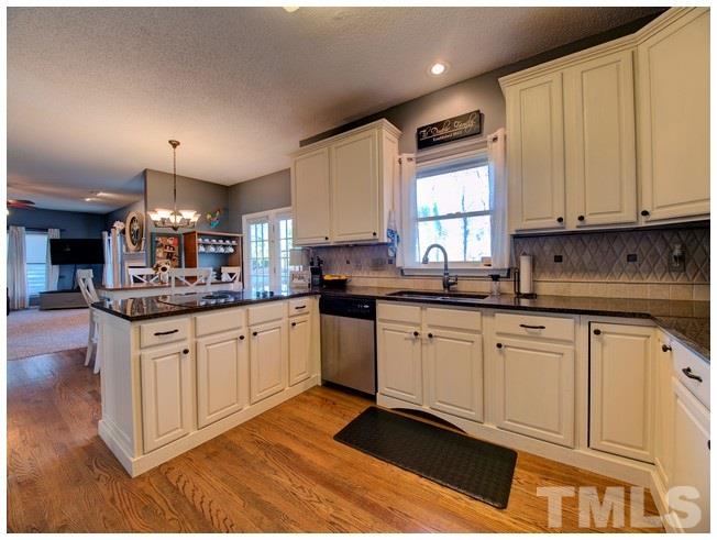 9812 Rockledge Drive Raleigh, NC 27617 - Photo 9 of 25 Gallery Image 9