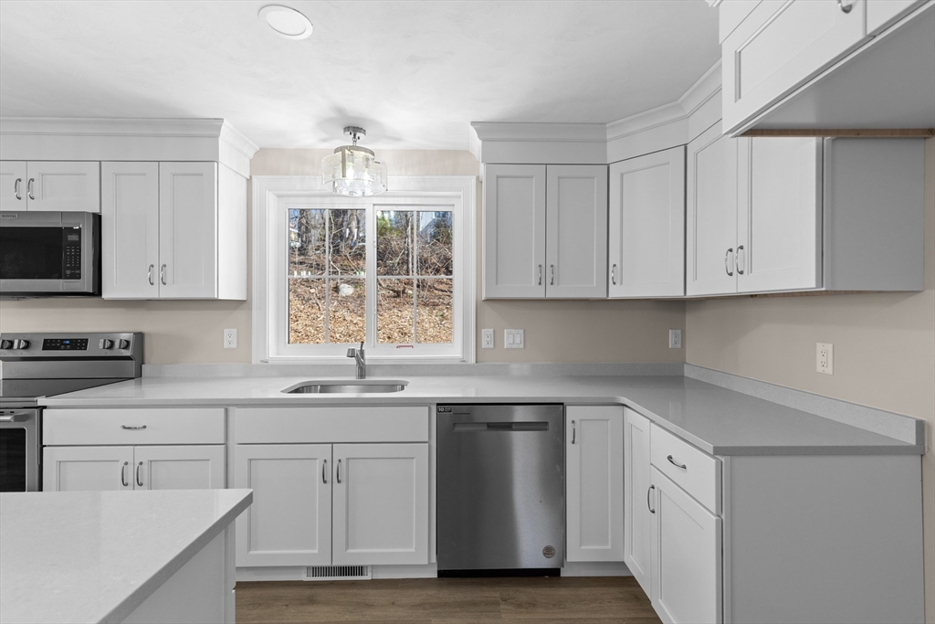 1234 State Road, Unit 5 Plymouth, MA 02360 - Photo 12 of 37 Gallery Image 12