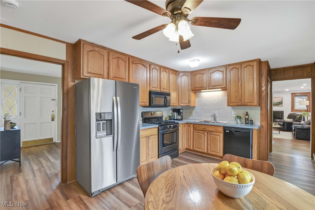 16450 Howe Road Strongsville, OH 44136 - Photo 3 of 34