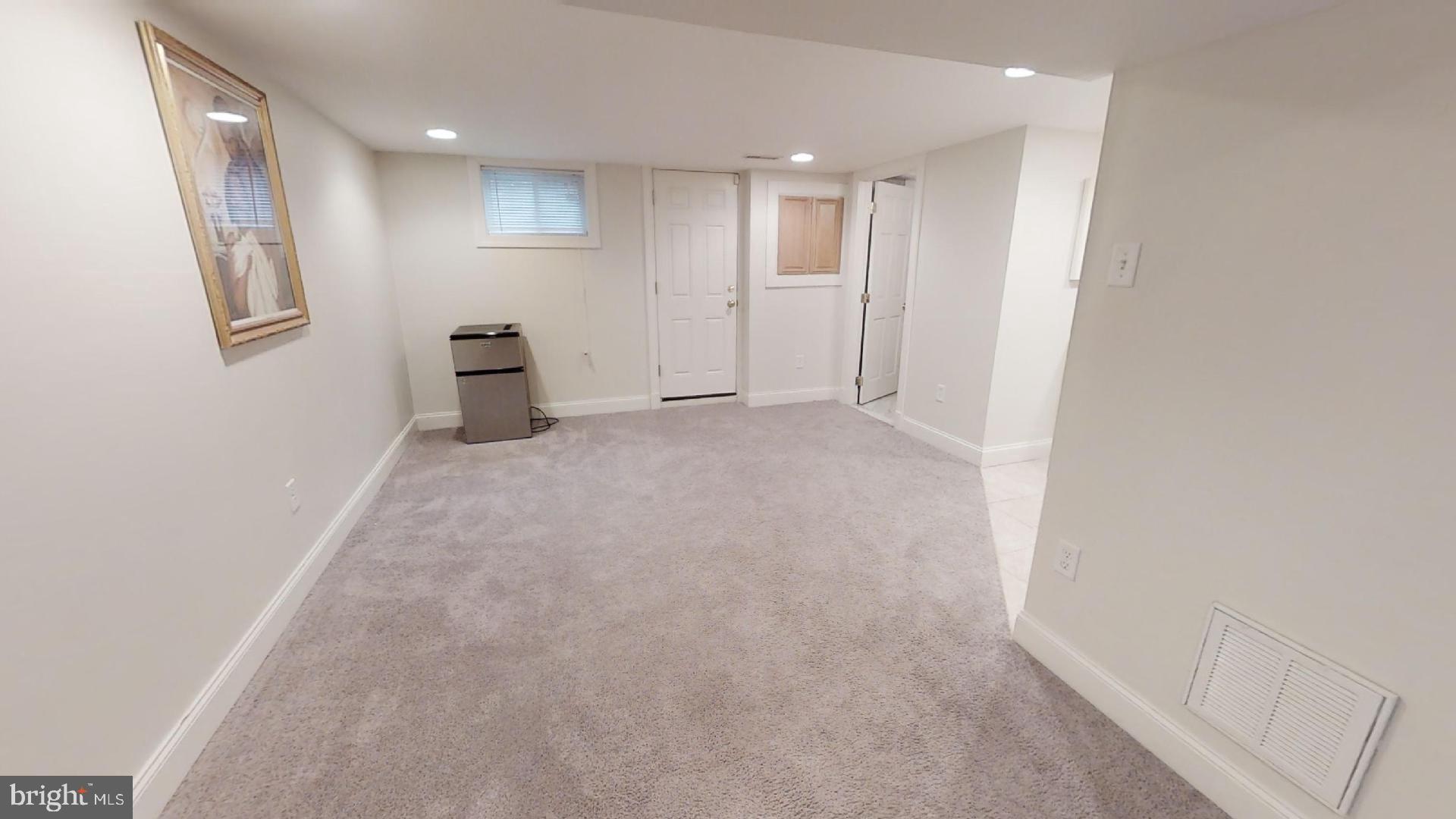 4670 Marble Hall Road Baltimore, MD 21239 - Photo 12 of 17