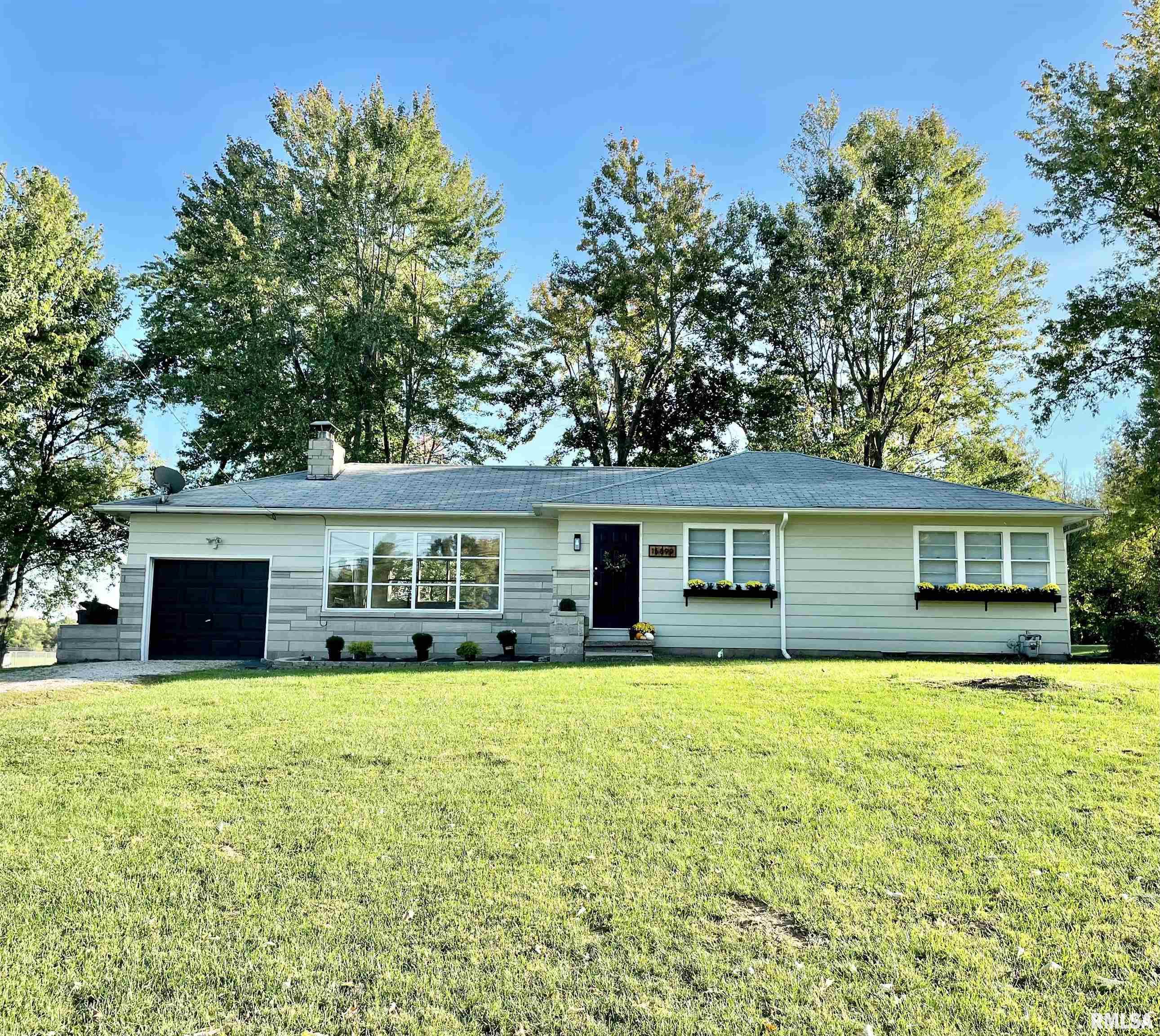 15899 East Fairfield Road Mount Vernon, IL 62864 - Photo 1 of 72 Gallery Image 1