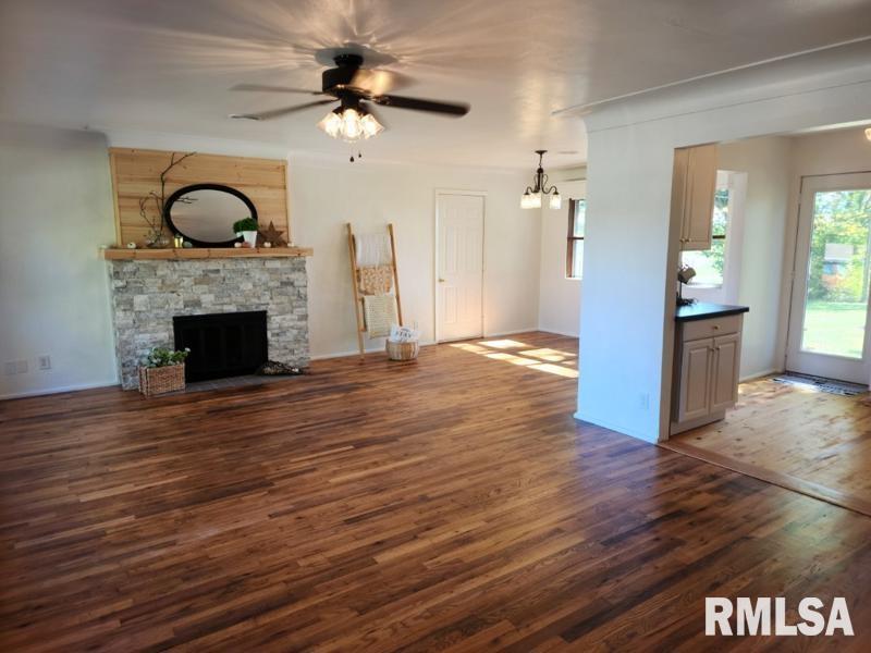 15899 East Fairfield Road Mount Vernon, IL 62864 - Photo 35 of 72 Gallery Image 35