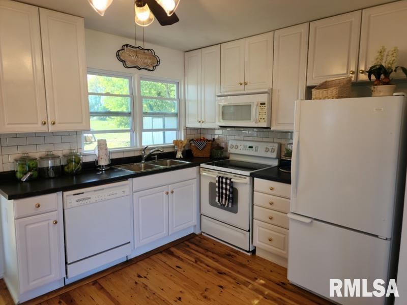 15899 East Fairfield Road Mount Vernon, IL 62864 - Photo 40 of 72 Gallery Image 40