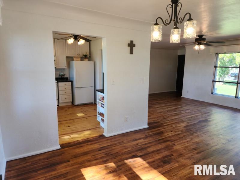 15899 East Fairfield Road Mount Vernon, IL 62864 - Photo 5 of 72 Gallery Image 5