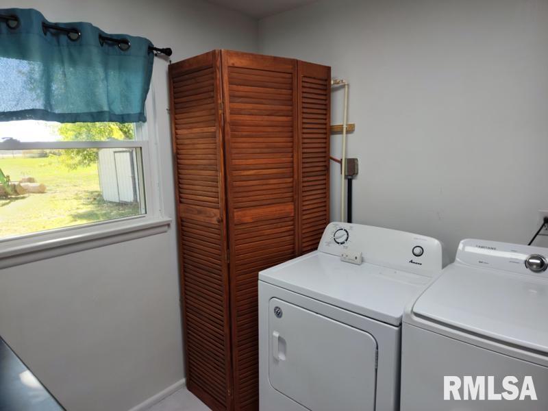 15899 East Fairfield Road Mount Vernon, IL 62864 - Photo 9 of 72 Gallery Image 9