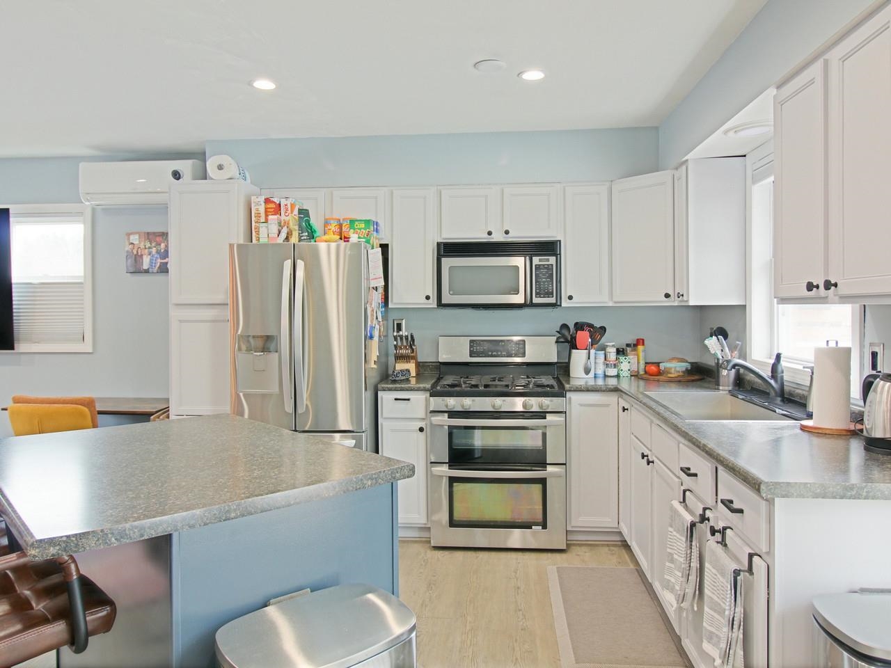 55 Birch Lane Milton, VT 05468 - Photo 4 of 30
