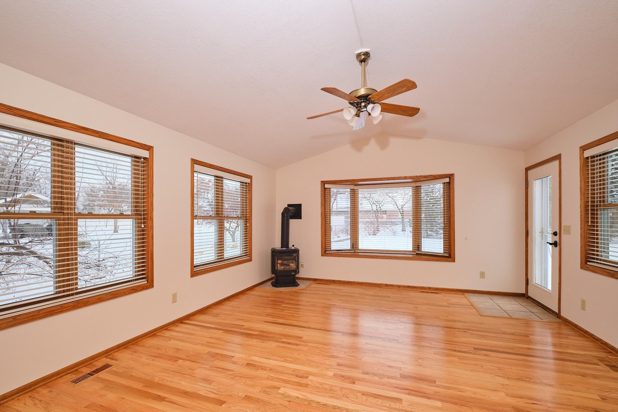 2214 Viola Heights Drive Northeast Rochester, MN 55906 - Photo 11 of 42