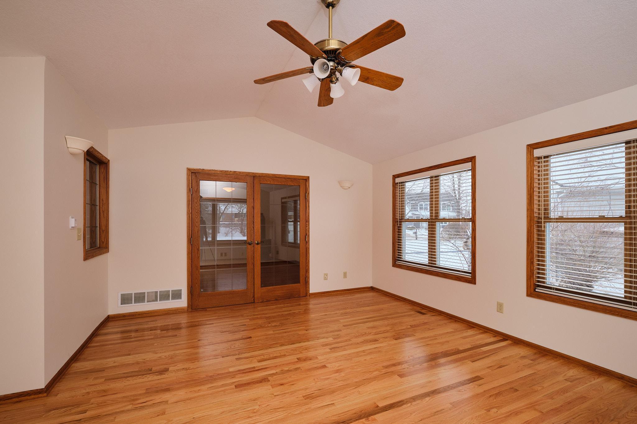 2214 Viola Heights Drive Northeast Rochester, MN 55906 - Photo 13 of 42