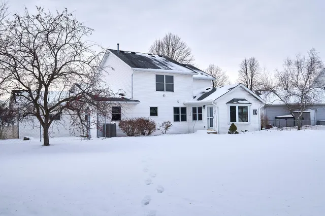 $450,000 | 2214 Viola Heights Drive Northeast, Rochester, MN 55906