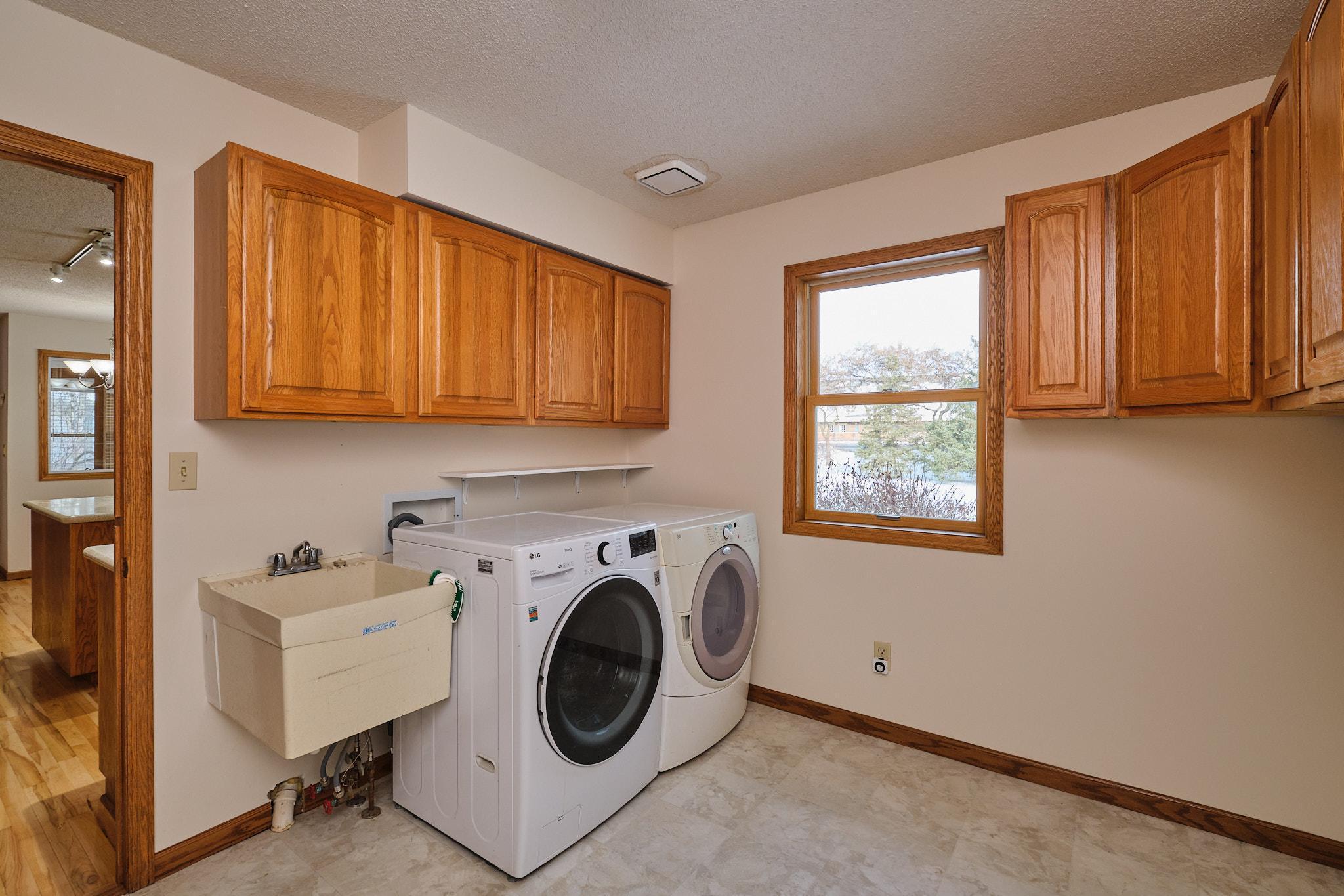 2214 Viola Heights Drive Northeast Rochester, MN 55906 - Photo 6 of 42