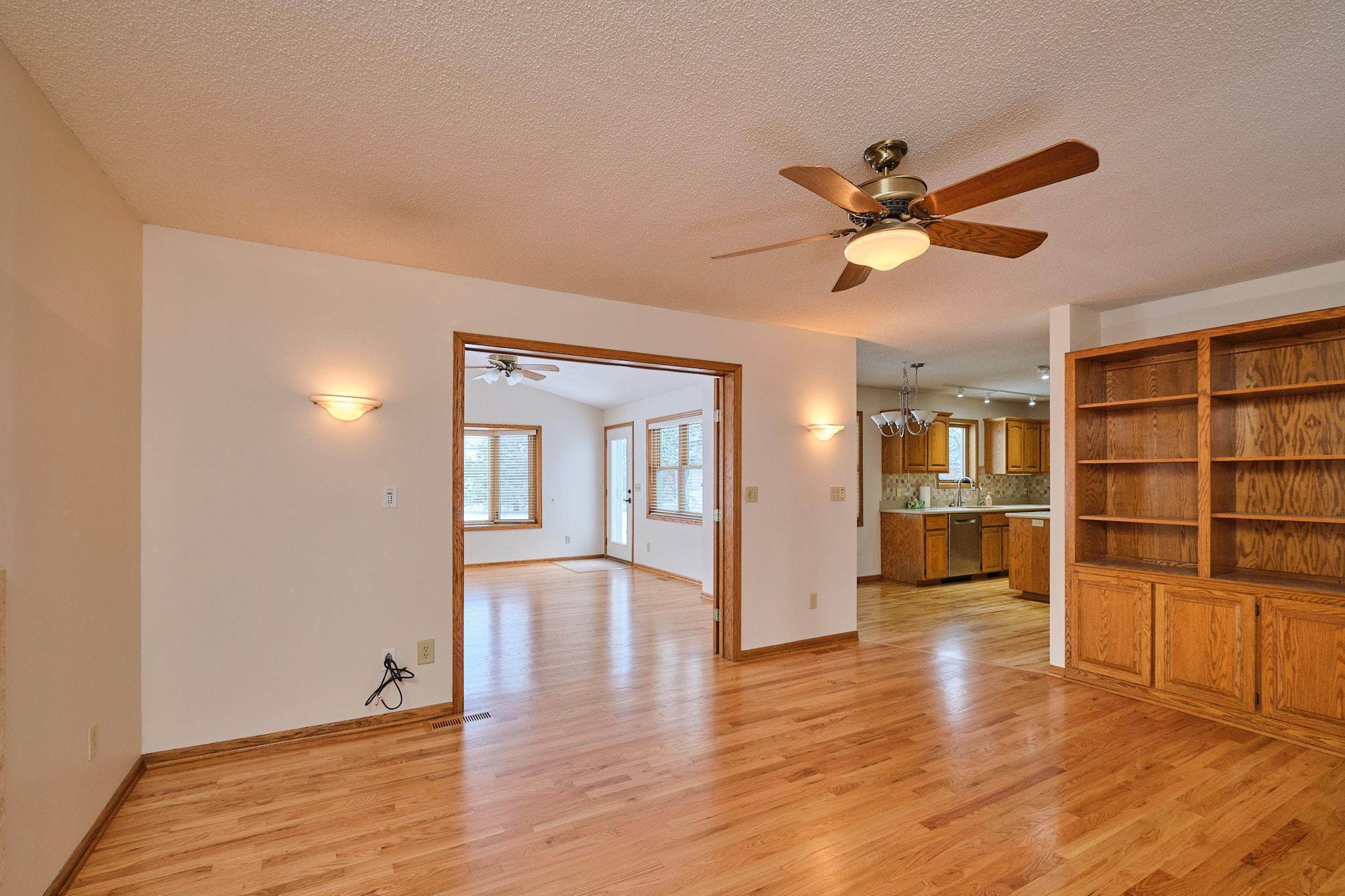 2214 Viola Heights Drive Northeast Rochester, MN 55906 - Photo 9 of 42