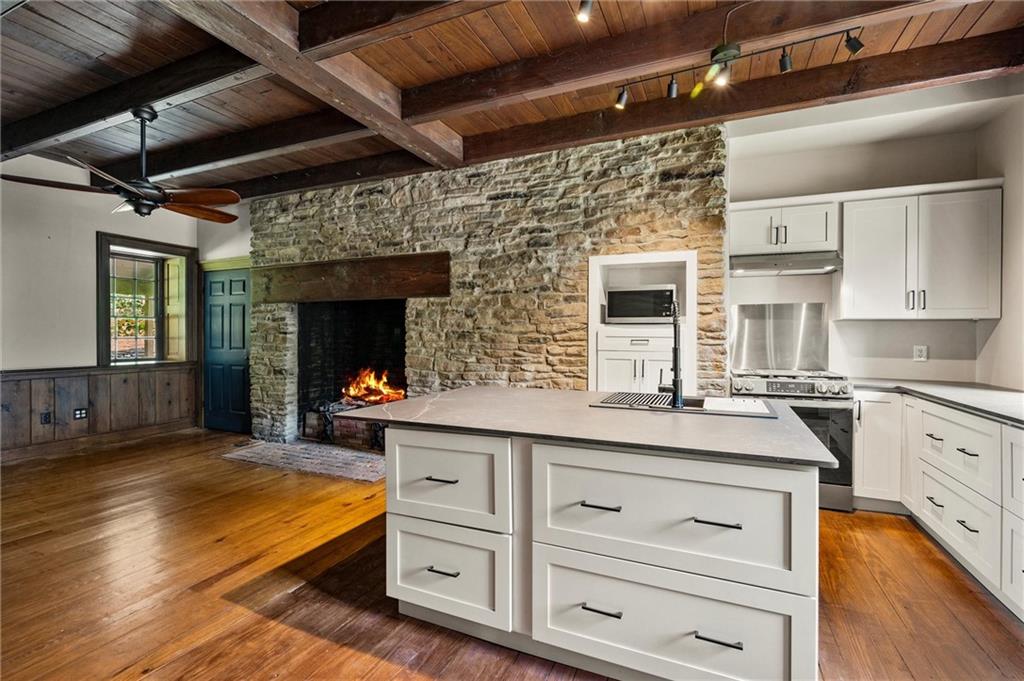 117 White Thorn Road New Alexandria, PA 15670 - Photo 3 of 45