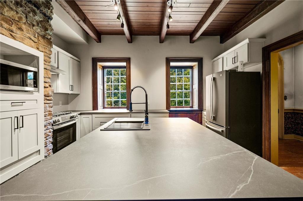 117 White Thorn Road New Alexandria, PA 15670 - Photo 5 of 45