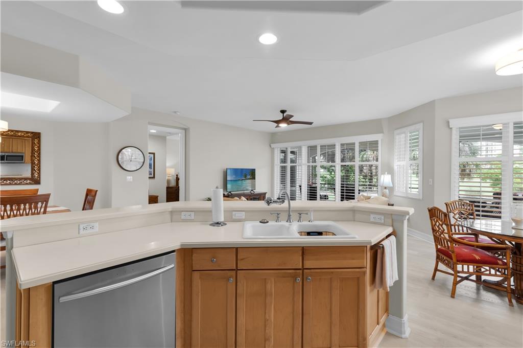 1273 Rialto Way, Unit 102 Naples, FL 34114 - Photo 16 of 34