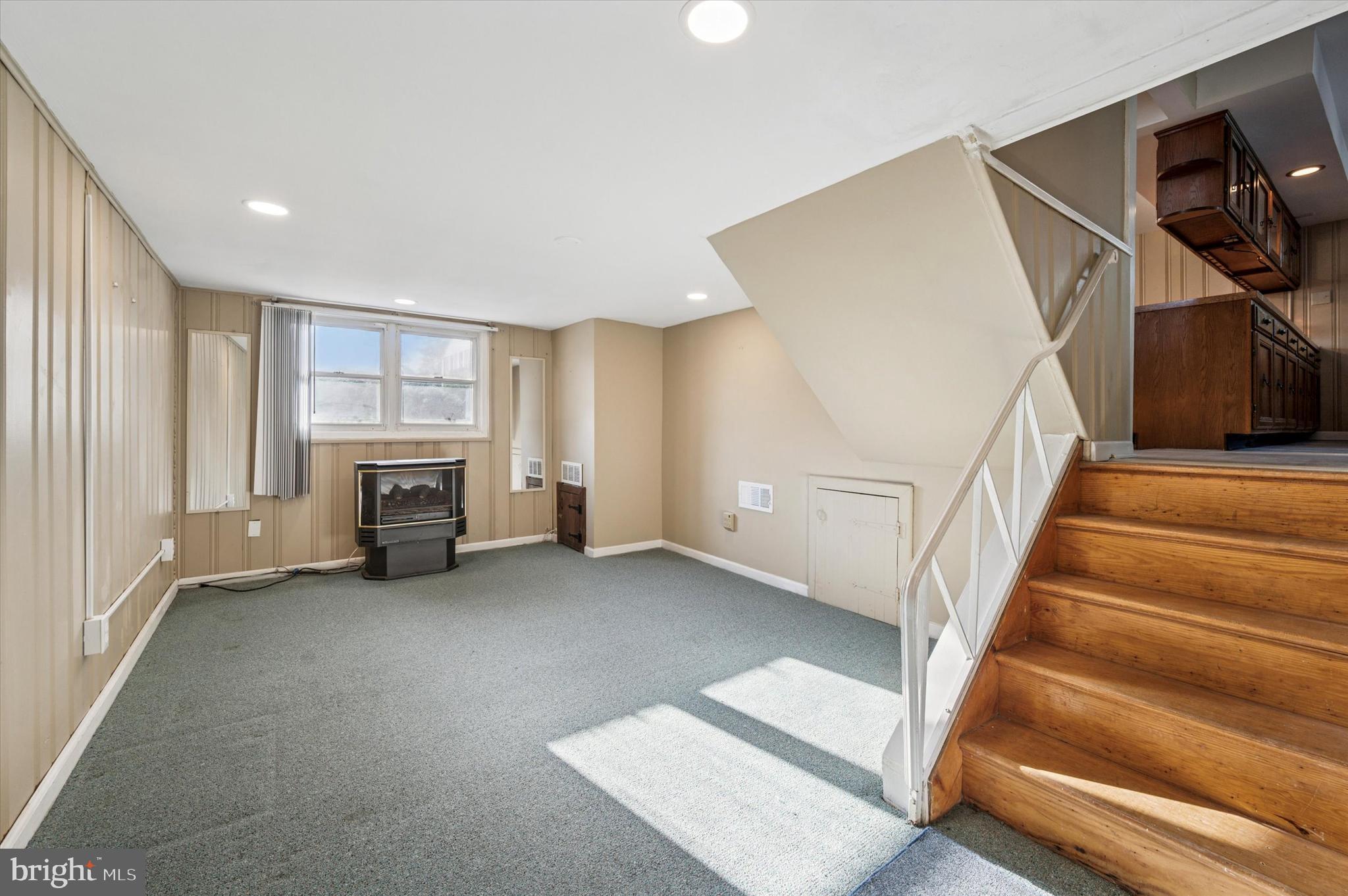 708 Cambridge Road Brookhaven, PA 19015 - Photo 13 of 20 a view of livingroom with furniture and fireplace