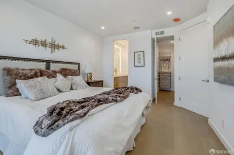 $1,395,000 | 2829 25th Street, Unit 3, San Francisco, CA 94110