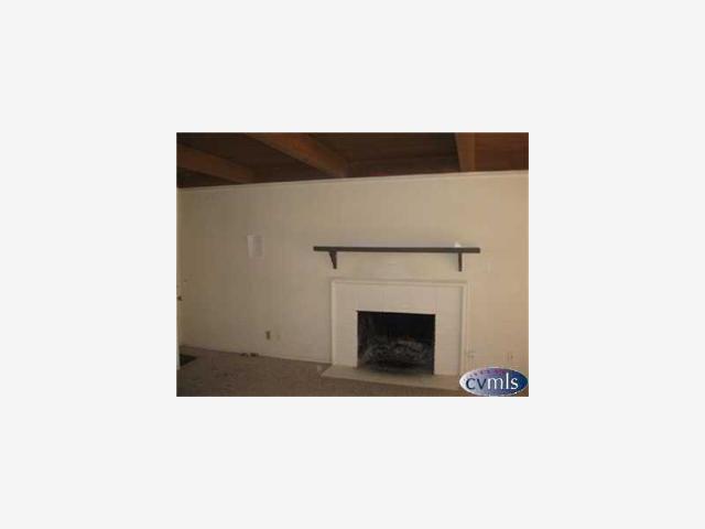 1932 Rutledge Way Stockton, CA 95207 - Photo 5 of 7 Gallery Image 5
