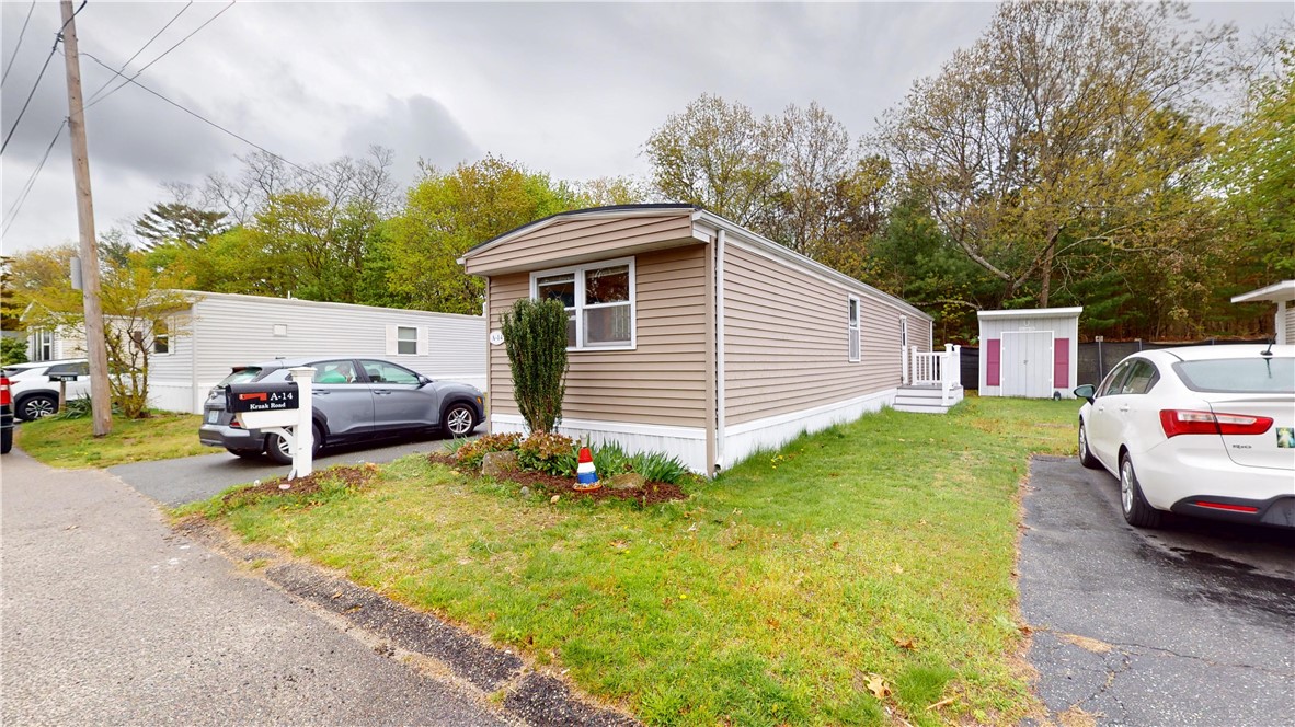 14 Krzak Road North Kingstown, RI 02852 - Photo 3 of 37