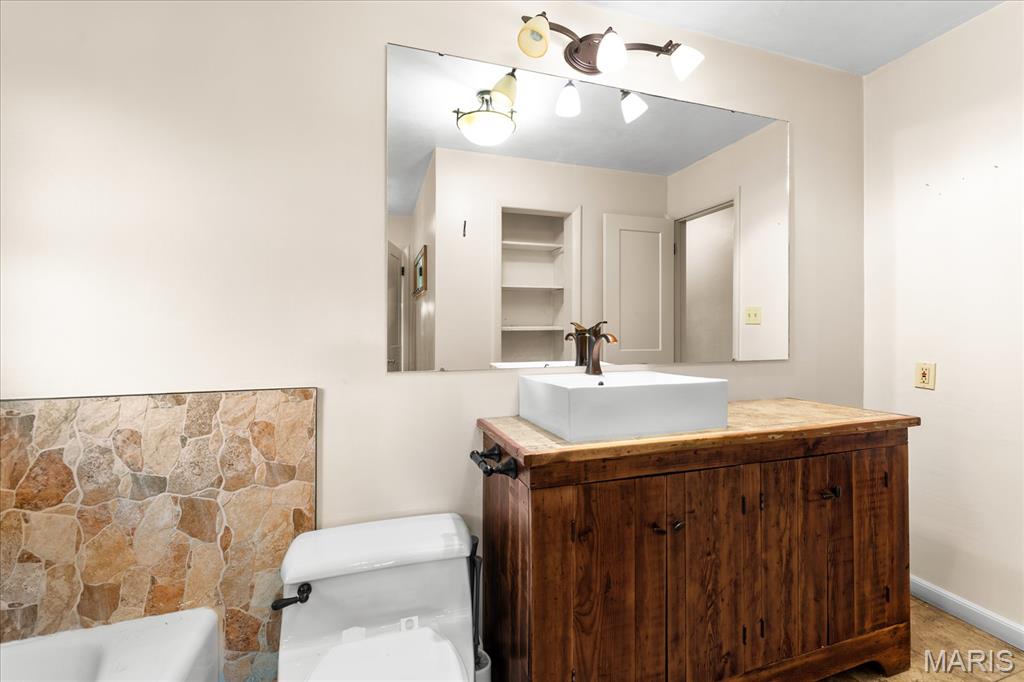 1105 College Road Lebanon, IL 62254 - Photo 15 of 23 Gallery Image 15