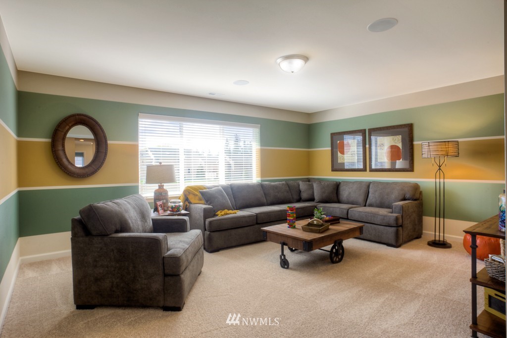 4208 183rd Place Southeast Bothell, WA 98012 - Photo 18 of 24 Gallery Image 18