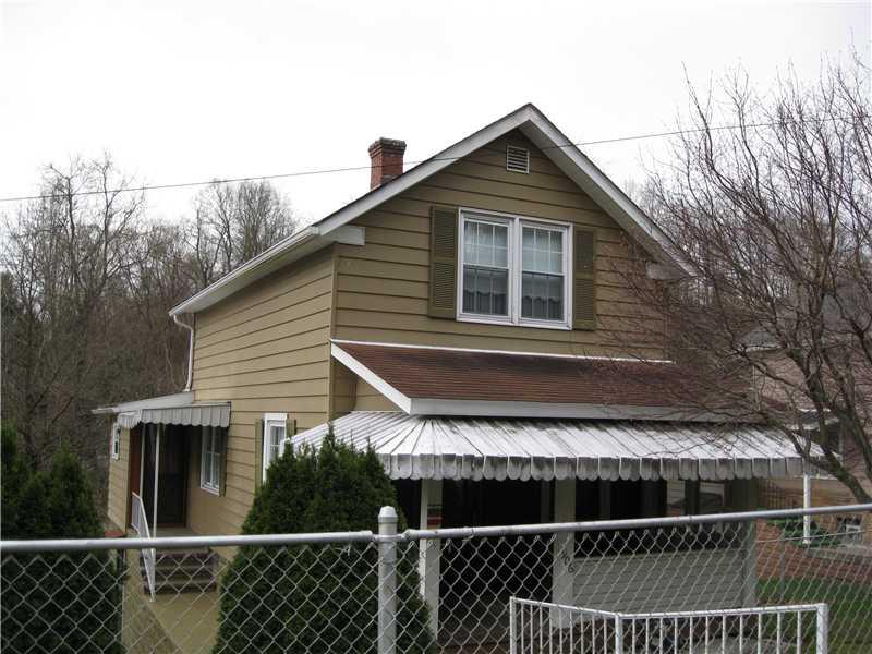 906 Chestnut Street Richeyville, PA 15358 - Photo 2 of 3 Exterior Front.