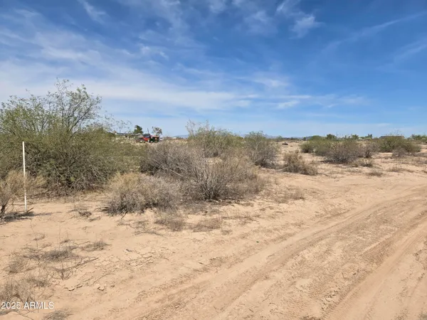 $39,000 | 350-xx West 350-xx W Paseo Way, Unit 7, Arlington, AZ 85322