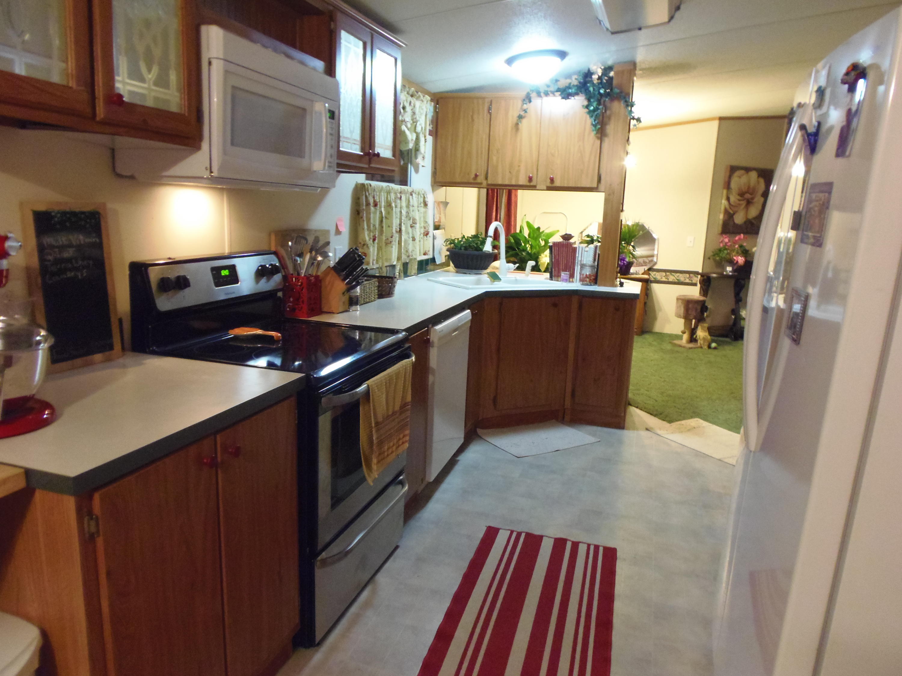 188 Setterberg Road Philadelphia, TN 37846 - Photo 17 of 34 NEW STOVE