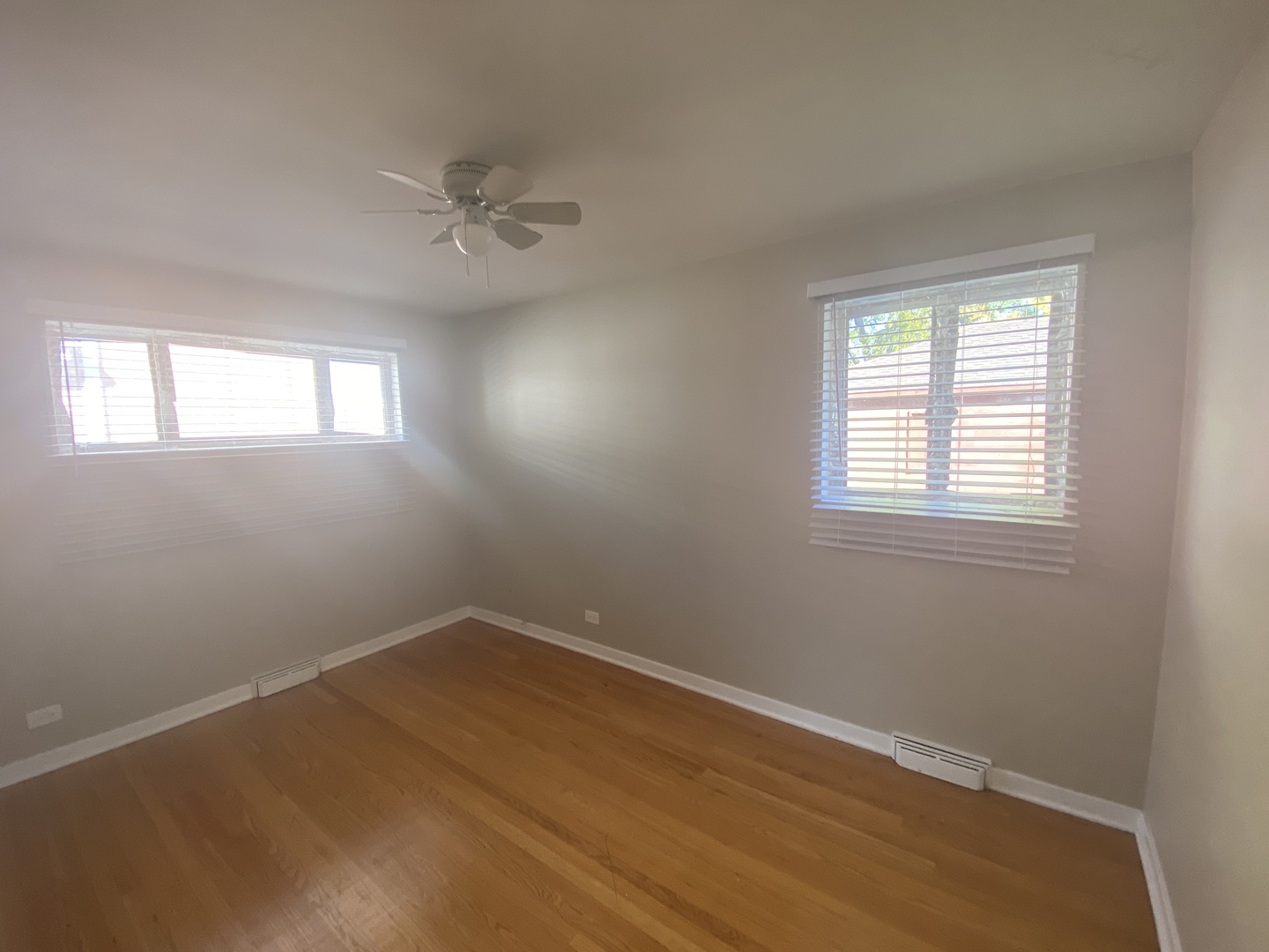 1025 South Dee Road Park Ridge, IL 60068 - Photo 9 of 13 an empty room with a window
