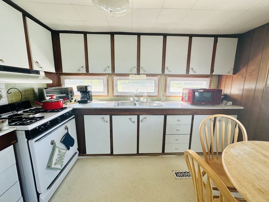 268 Palmer Road, Unit 41 Monson, MA 01057 - Photo 11 of 29 Gallery Image 11