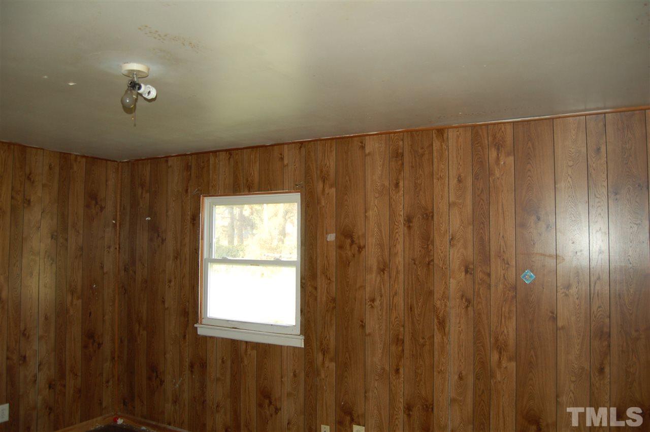 206 Lynn Road Durham, NC 27703 - Photo 8 of 11 Gallery Image 8
