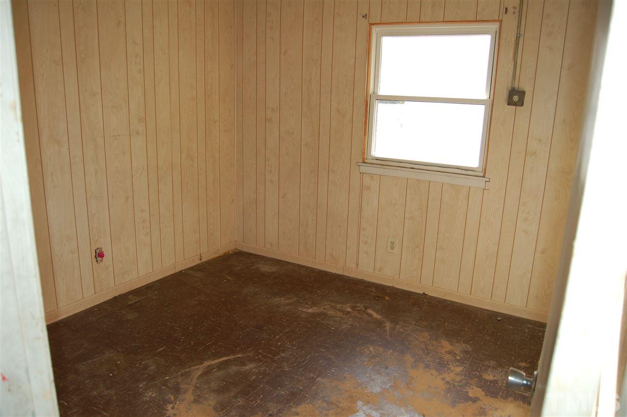 206 Lynn Road Durham, NC 27703 - Photo 9 of 11 Gallery Image 9