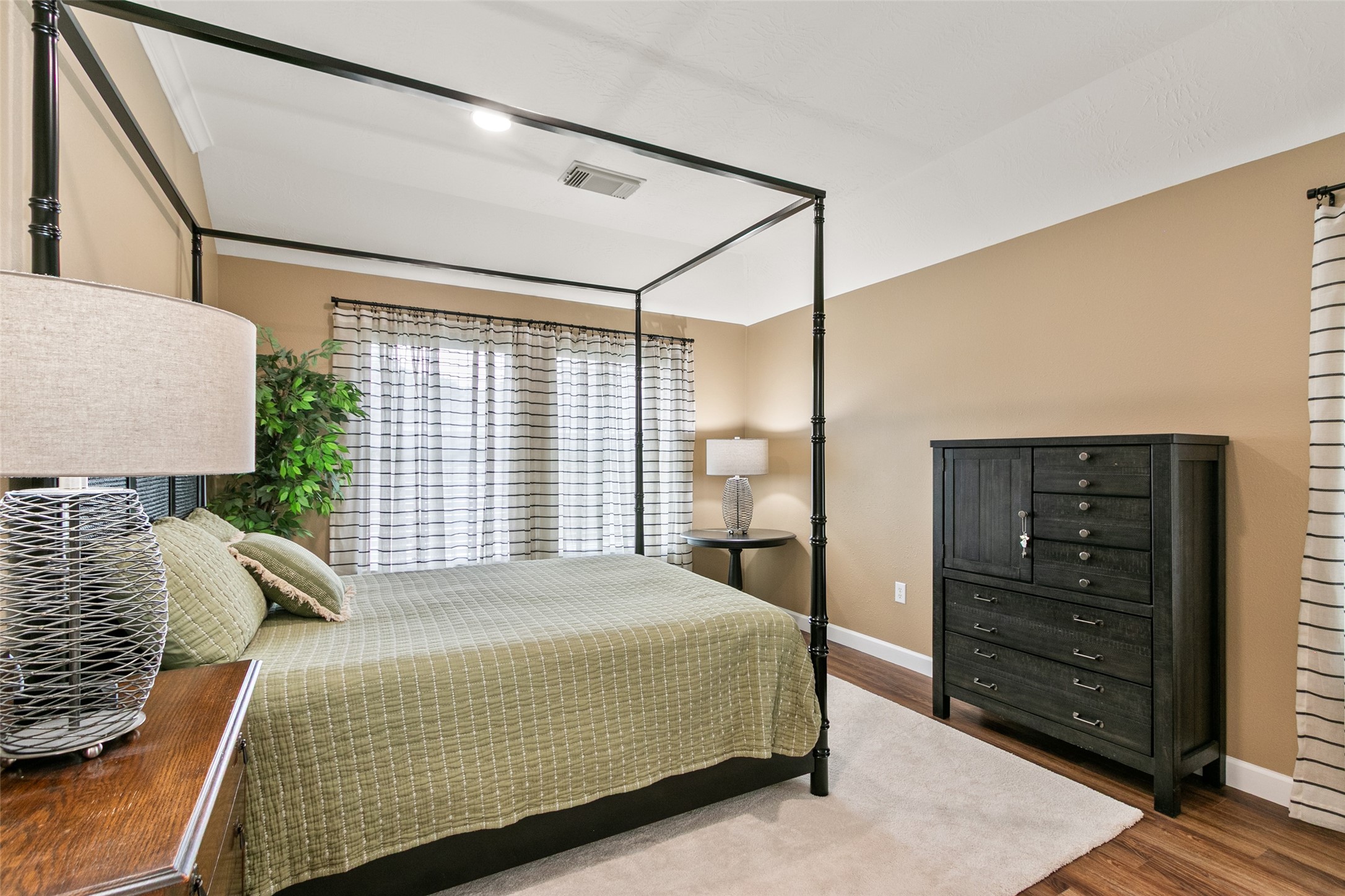 39 Trafalgar Place Conroe, TX 77384 - Photo 23 of 49