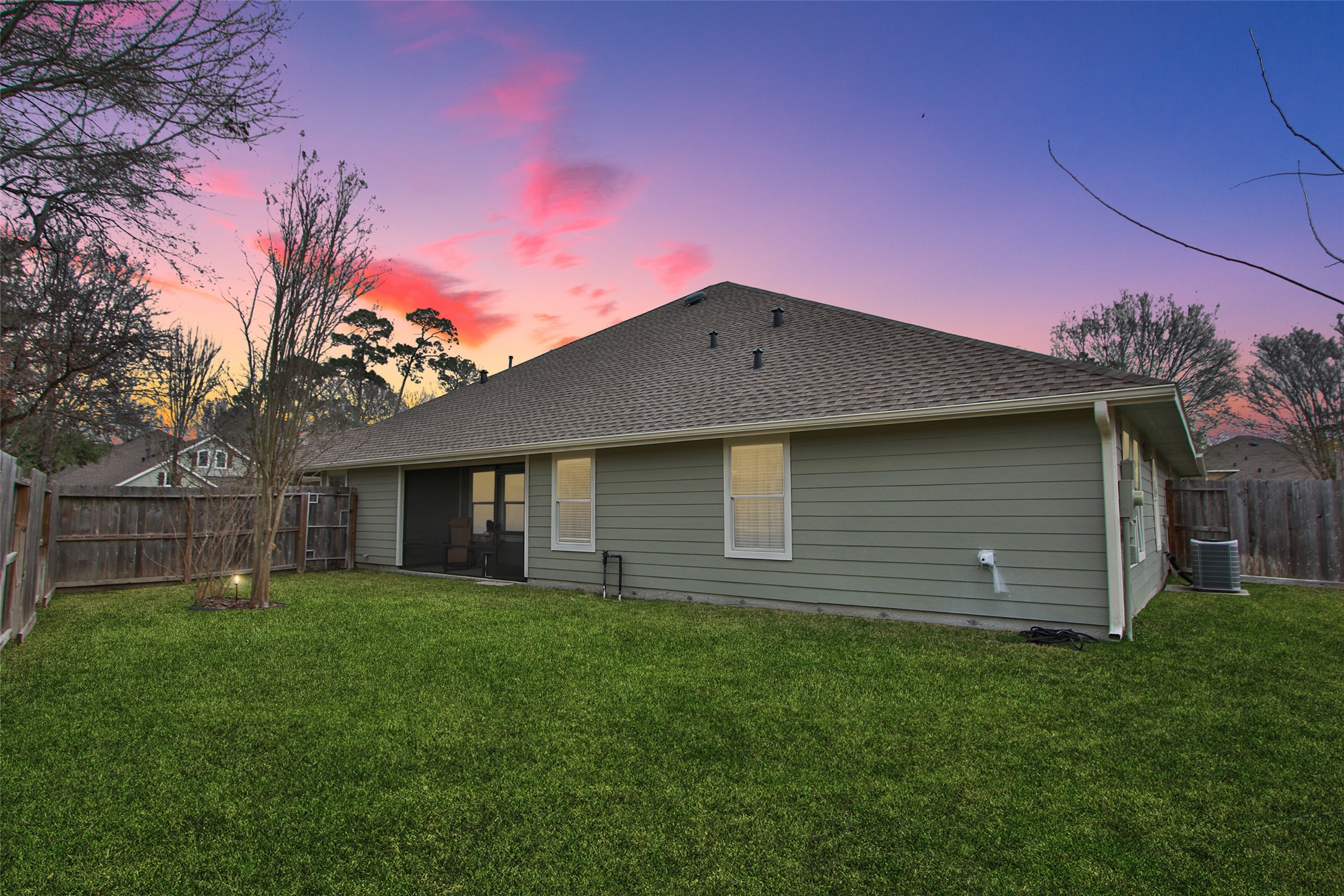 39 Trafalgar Place Conroe, TX 77384 - Photo 31 of 49