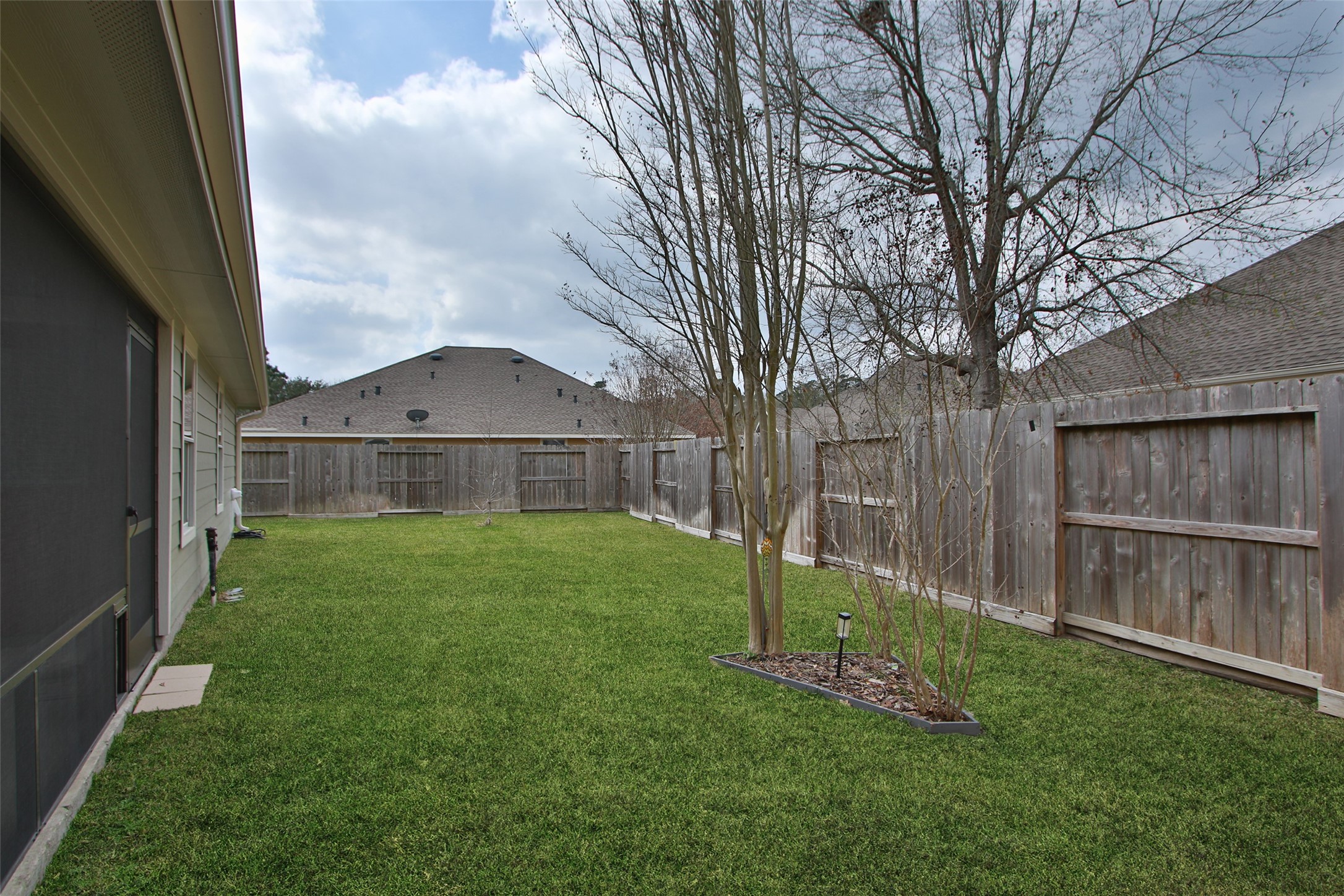 39 Trafalgar Place Conroe, TX 77384 - Photo 32 of 49